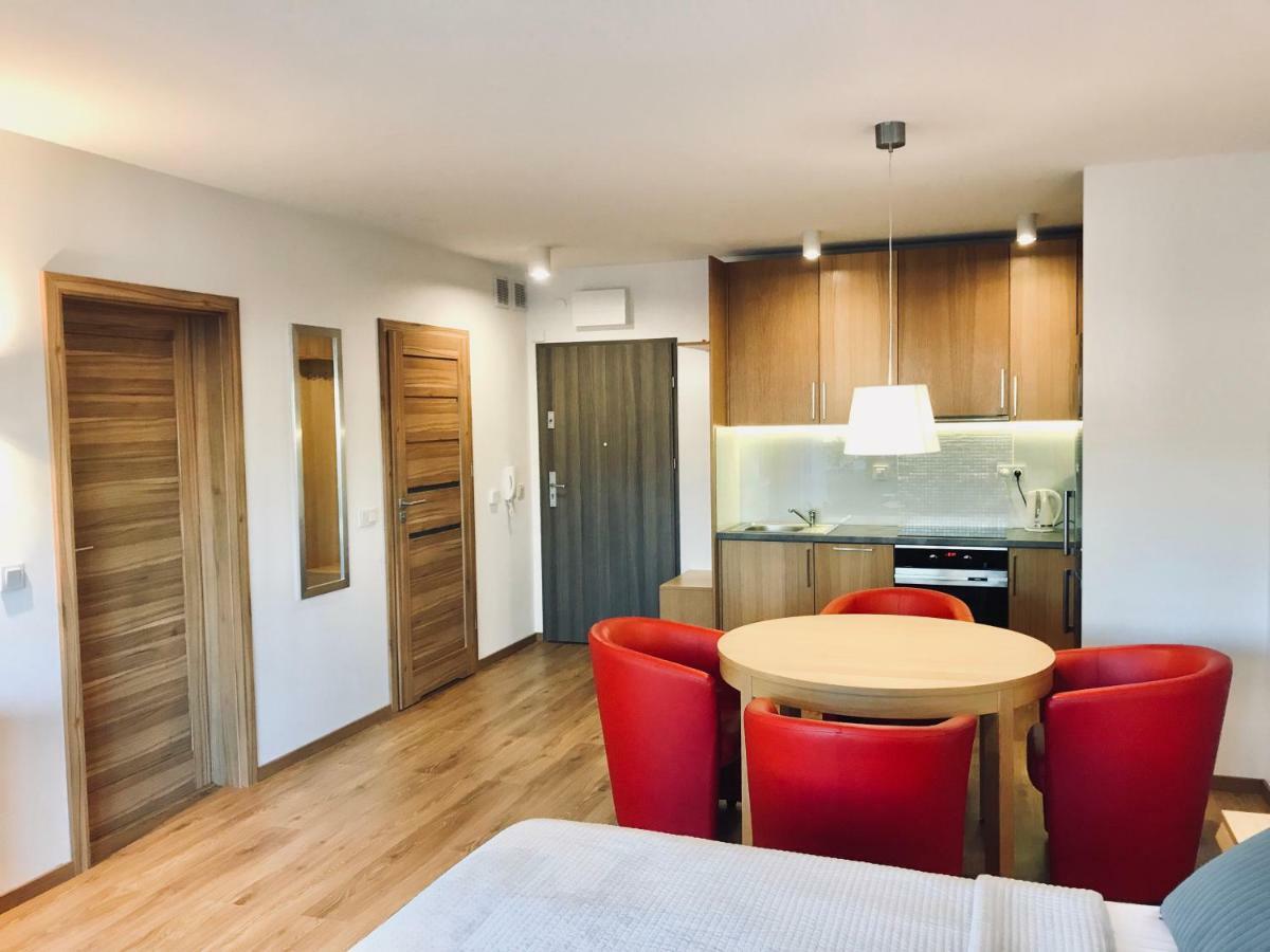 Apartamenty Rodzinne Z Ogrodkiem بوغورزيلكا المظهر الخارجي الصورة