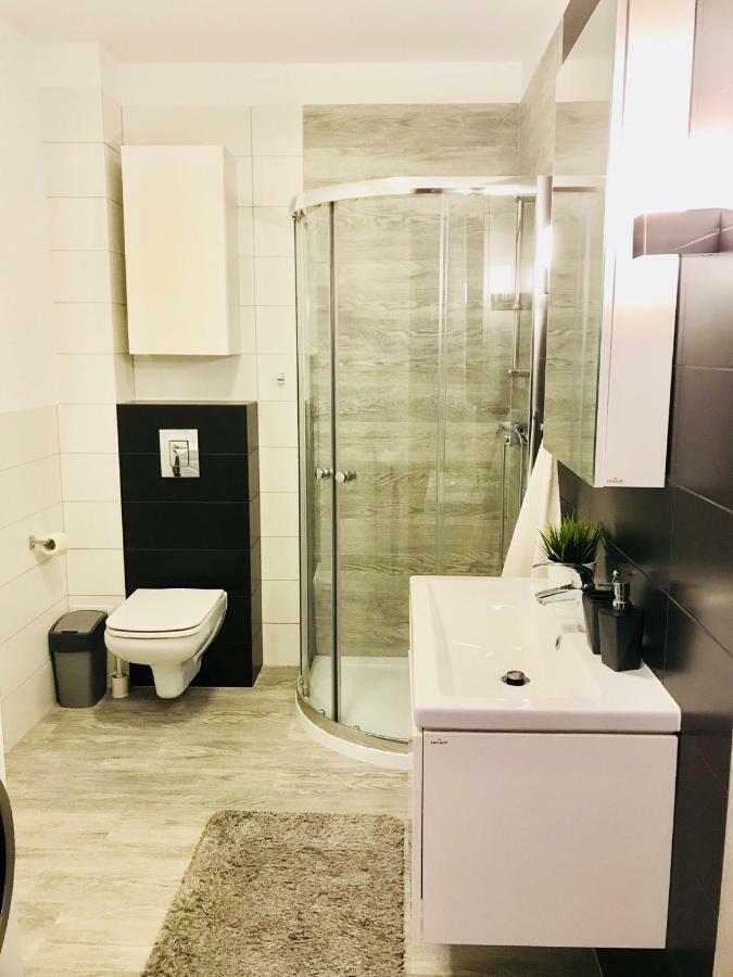 Apartamenty Rodzinne Z Ogrodkiem بوغورزيلكا المظهر الخارجي الصورة