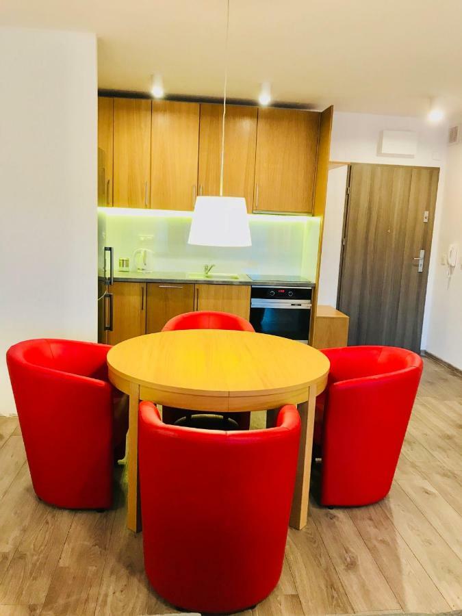 Apartamenty Rodzinne Z Ogrodkiem بوغورزيلكا المظهر الخارجي الصورة